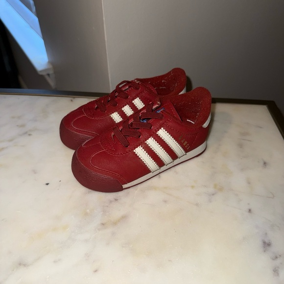 Adidas toddler sneaker - Picture 4 of 4
